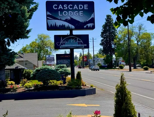 Cascade Lodge hotel detail image 2