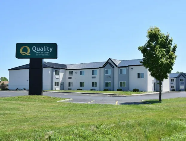 Quality Inn & Suites Watertown Fort Drum hotel detail image 1