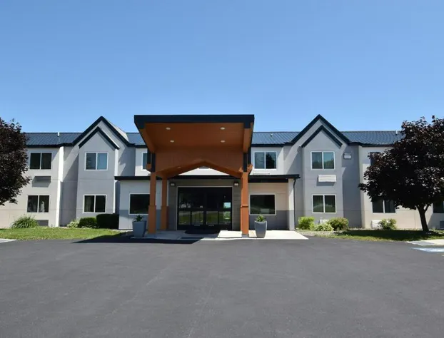 Quality Inn & Suites Watertown Fort Drum hotel detail image 3