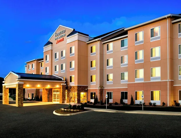 Fairfield Inn & Suites Watertown Thousand Islands hotel detail image 1