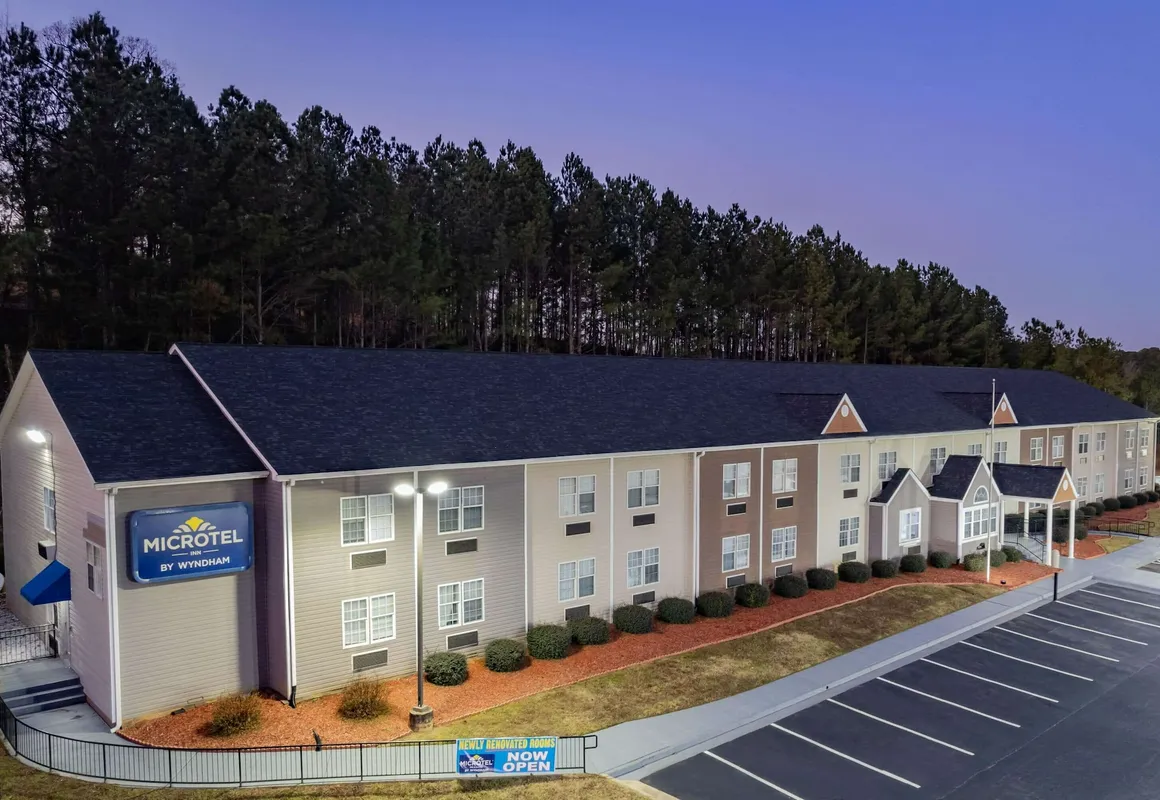Microtel Inn by Wyndham Athens hotel hero
