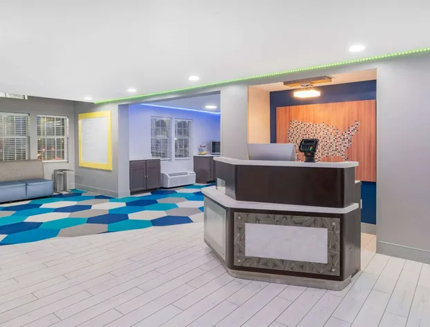 Microtel Inn by Wyndham Athens hotel detail image 4