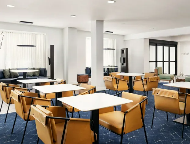 Courtyard by Marriott Concord hotel detail image 2