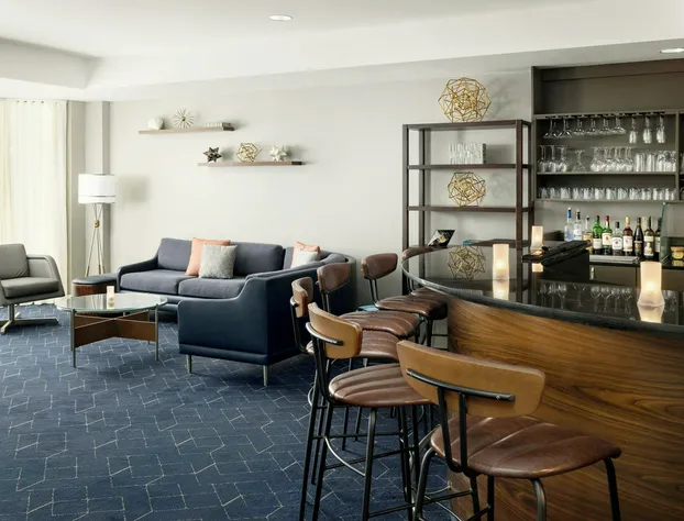 Courtyard by Marriott Concord hotel detail image 1