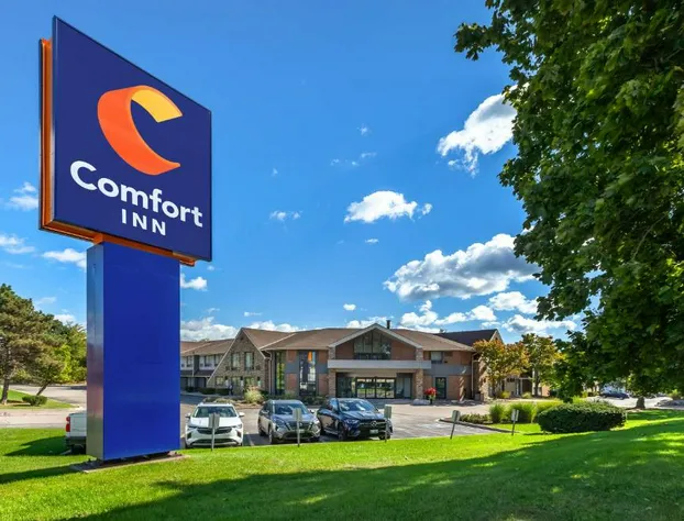 Comfort Inn Burlington hotel detail image 1