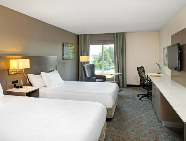 Hilton Garden Inn Toronto/Oakville hotel detail image 4