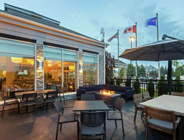 Hilton Garden Inn Toronto/Oakville hotel detail image 3