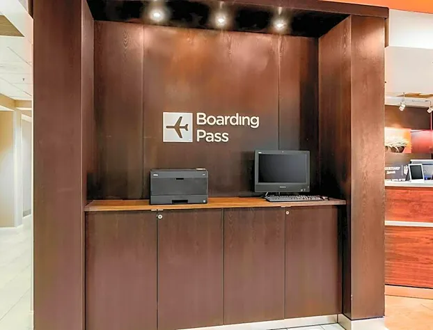 Courtyard by Marriott Monroe Airport hotel detail image 3