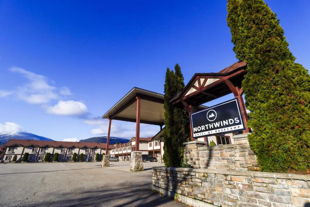 Northwinds Hotel Revelstoke hotel hero