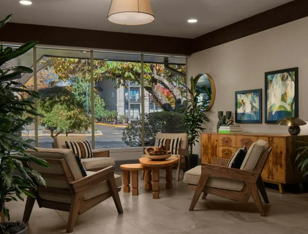 Valley River Inn hotel detail image 4