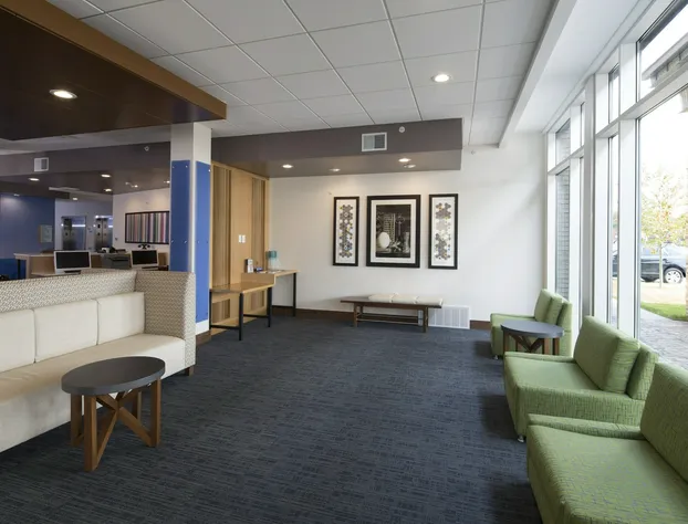 Holiday Inn Express Hotel & Suites Bay City by IHG hotel detail image 4