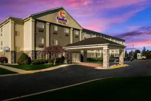 Comfort Suites Saginaw North hotel detail image 4