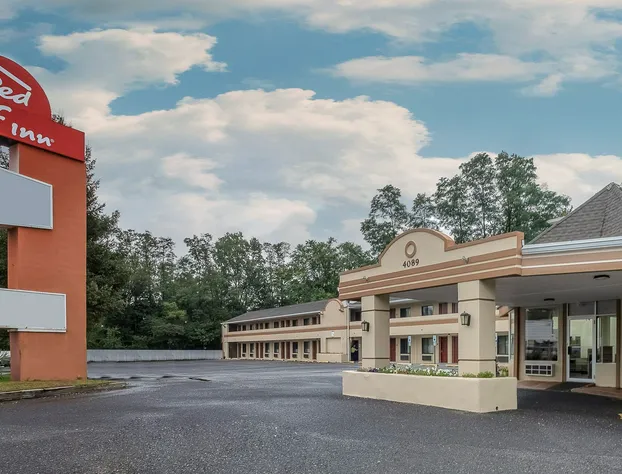 Red Roof Inn Freehold hotel detail image 1