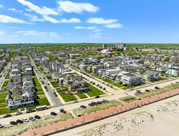 Majestic Hotel hotel detail image 2