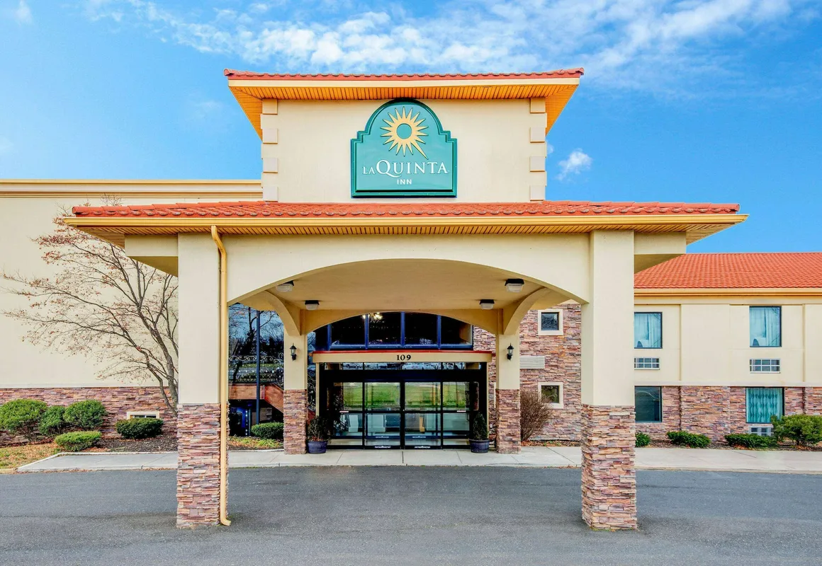 La Quinta Inn by Wyndham West Long Branch/NJ Shore Area hotel hero