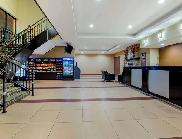 La Quinta Inn by Wyndham West Long Branch/NJ Shore Area hotel detail image 2