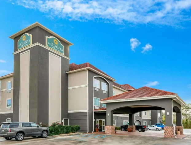 La Quinta Inn & Suites by Wyndham Broussard - Lafayette Area hotel detail image 2