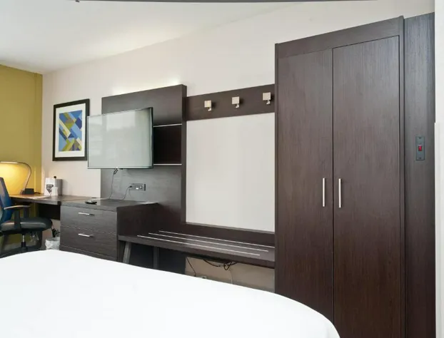 Holiday Inn Express Hotel & Suites Scott - Lafayette West by IHG hotel detail image 4