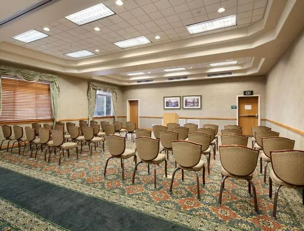 Ramada by Wyndham Olympia hotel detail image 3