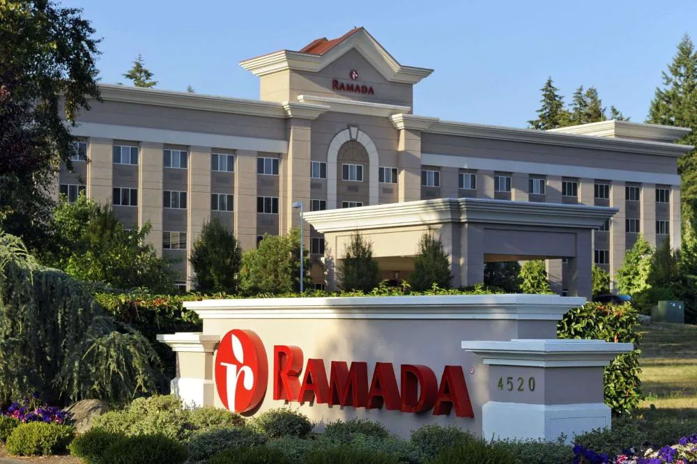 Ramada by Wyndham Olympia hotel hero