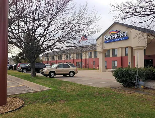 Baymont by Wyndham Lewisville hotel detail image 1