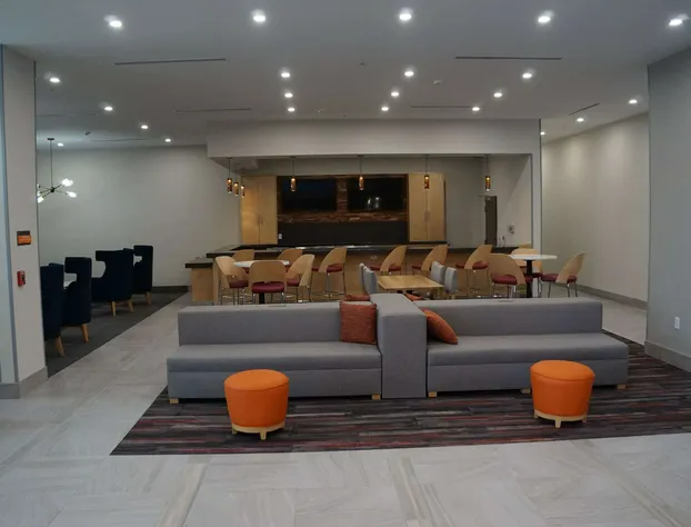 La Quinta Inn & Suites by Wyndham Lewisville hotel detail image 1