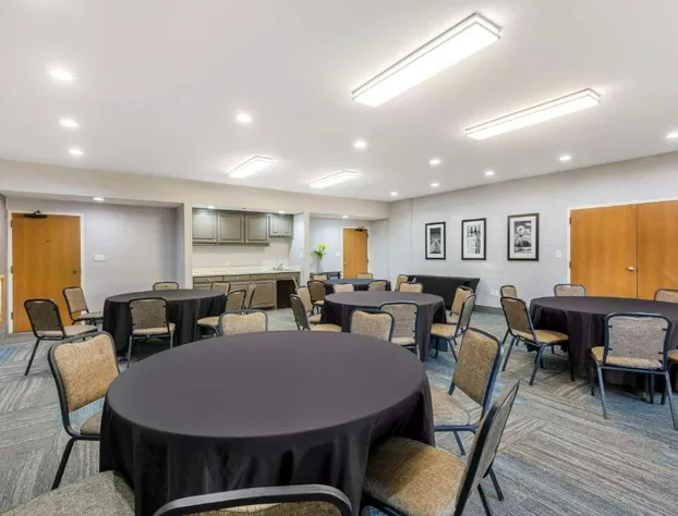 Best Western Plus Lewisville Flower Mound hotel detail image 4