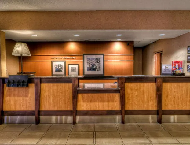 Hampton Inn & Suites Kalamazoo - Oshtemo hotel detail image 2