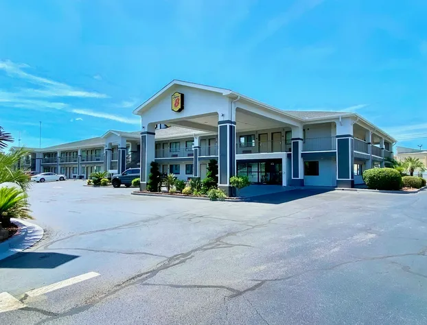 Super 8 by Wyndham Prattville Montgomery hotel detail image 2