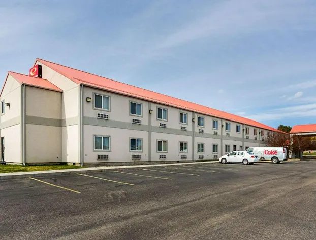 Econo Lodge Livingston Gateway to Yellowstone hotel detail image 1
