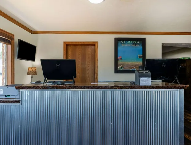 Travelodge by Wyndham Livingston Yellowstone hotel detail image 3