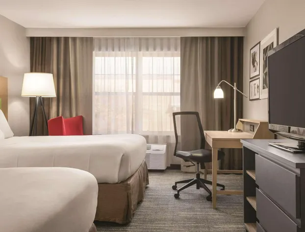 Country Inn & Suites by Radisson, Dubuque, IA hotel detail image 4