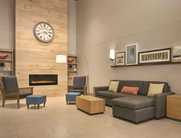 Country Inn & Suites by Radisson, Dubuque, IA hotel detail image 2