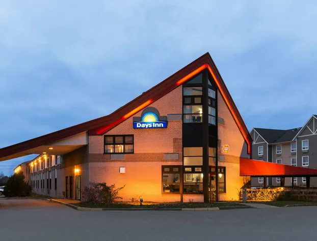Days Inn by Wyndham Trois-Rivieres hotel detail image 1