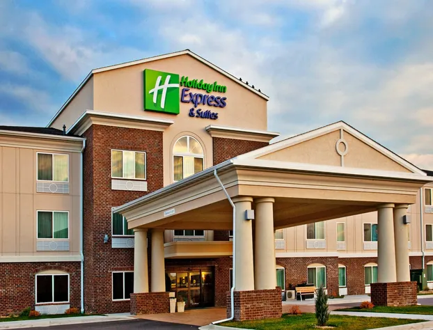 Holiday Inn Express Hotel & Suites Dubuque by IHG hotel detail image 1