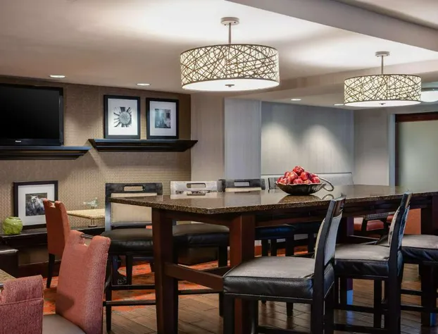 Hampton Inn Dubuque hotel detail image 3