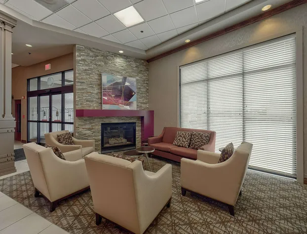 DoubleTree by Hilton Hotel Bloomington hotel detail image 3