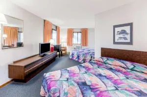 Knights Inn Mackinaw City hotel detail image 1