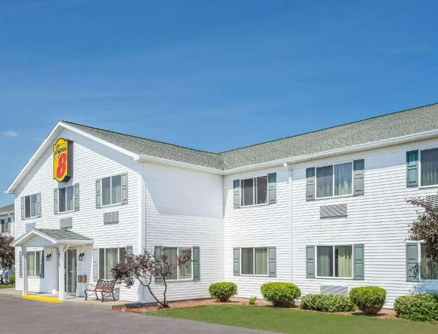 Super 8 by Wyndham Canandaigua hotel detail image 1