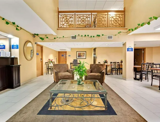 Days Inn & Suites by Wyndham DeSoto hotel detail image 2