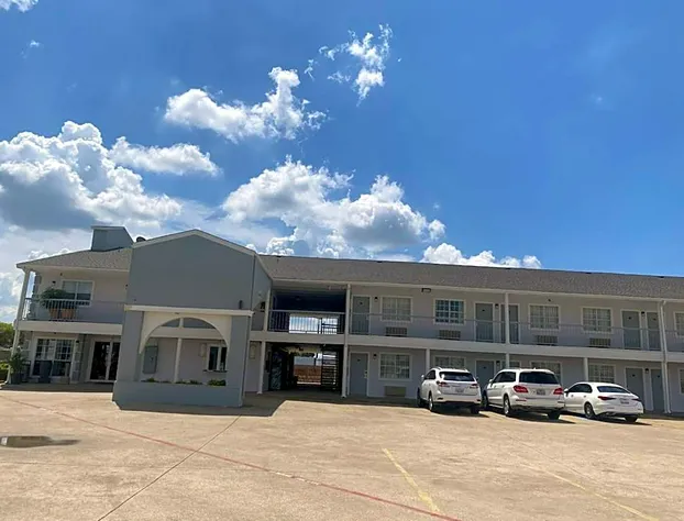 Super 8 by Wyndham Terrell hotel detail image 3