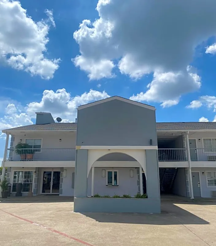 Super 8 by Wyndham Terrell hotel hero