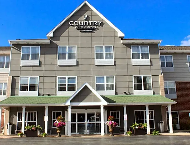 Country Inn & Suites by Radisson, Crystal Lake, IL hotel detail image 1