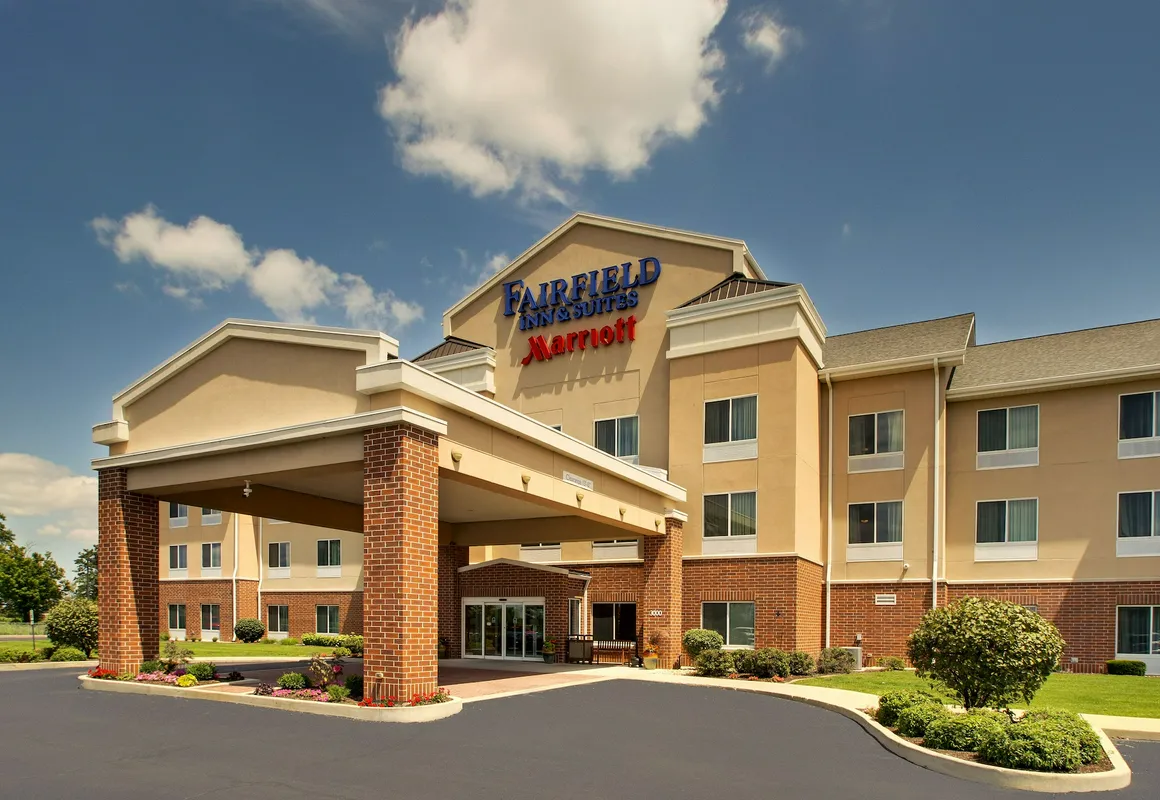 Fairfield Inn & Suites by Marriott Ottawa Starved Rock Area hotel hero
