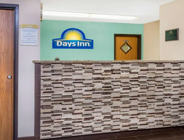 Days Inn by Wyndham Charleston hotel detail image 1