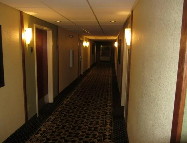 Best Western Plus Parkway Hotel hotel detail image 1