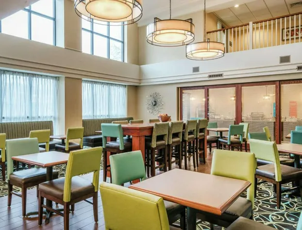 Hampton Inn & Suites Valley Forge/Oaks hotel detail image 4