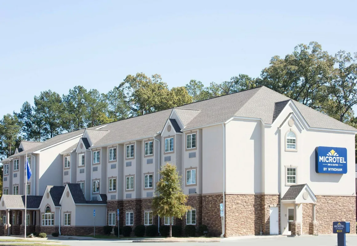 Microtel Inn & Suites by Wyndham Macon hotel hero