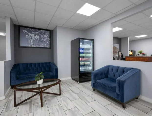 Super 8 by Wyndham Macon West hotel detail image 3