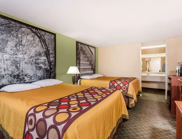 Super 8 by Wyndham Macon West hotel detail image 1